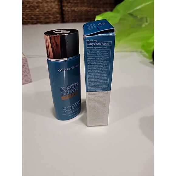 Sunforgettable Total Protection Face Shield Flex SPF 50 DEEP - Picture 7 of 7